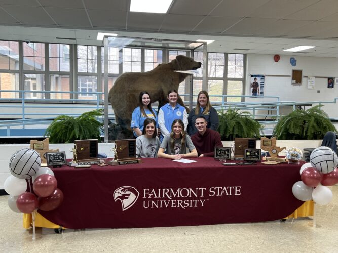 Oak Glen's Martin headed to Fairmont State